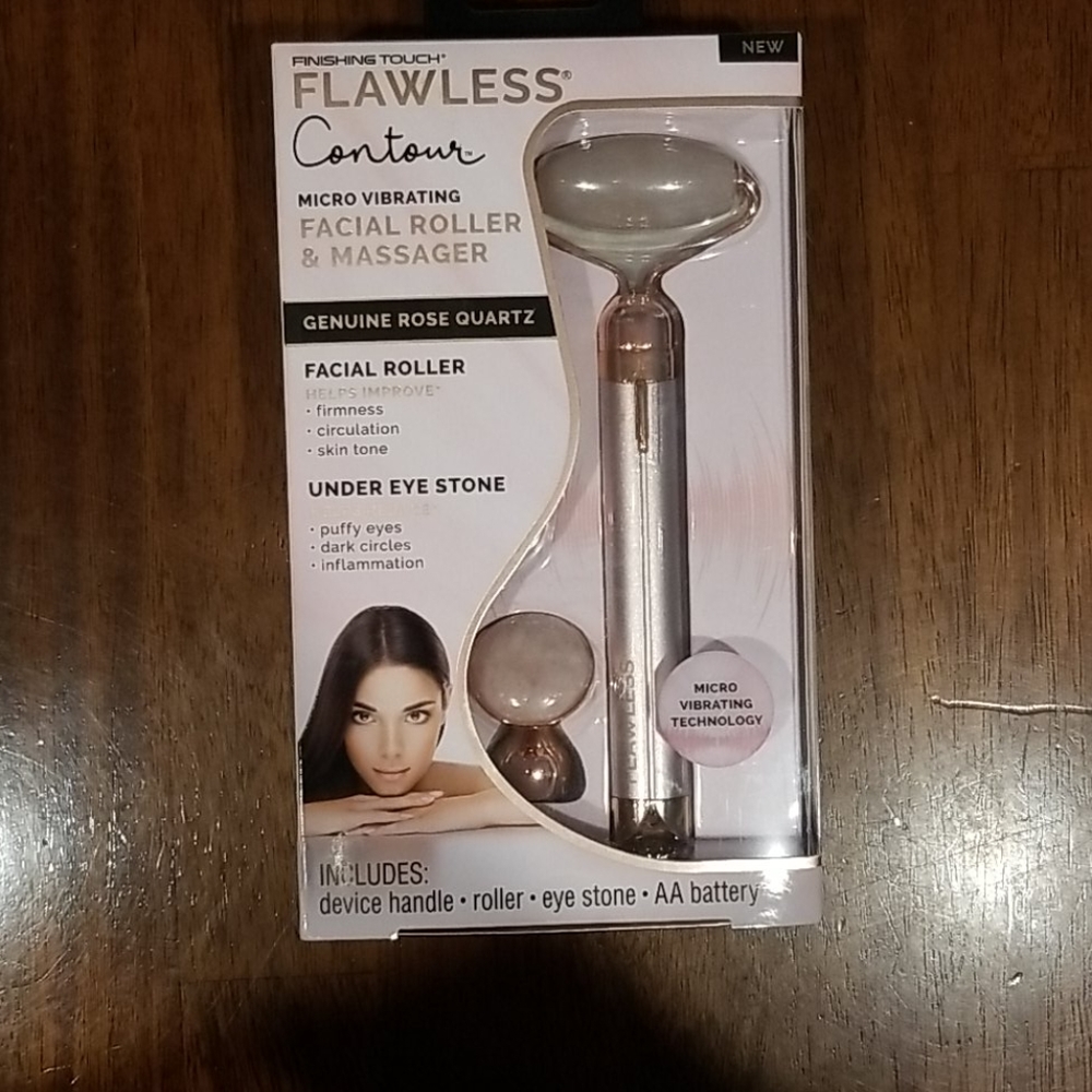 Flawless Contour Facial Roller and Massager